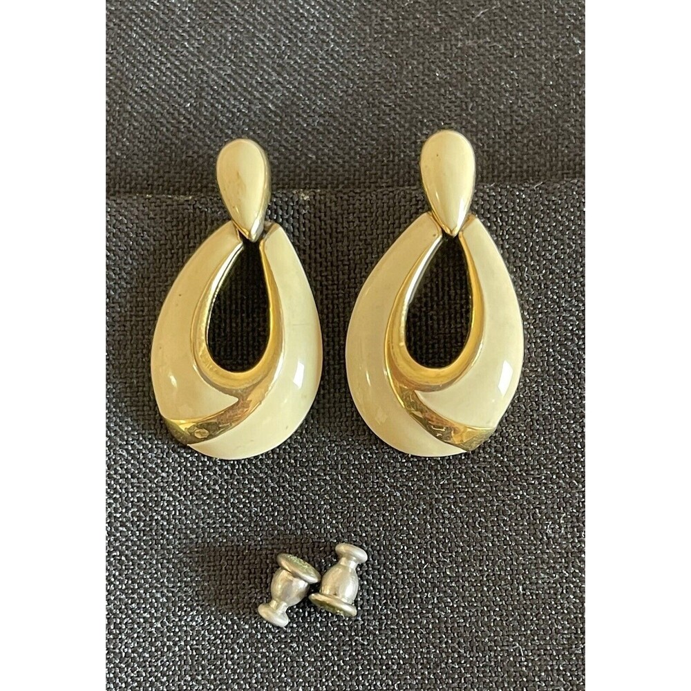 VTG NAPIER Door Knocker Dangle Drop Earrings Oval Gold Tone Metal & Ivory Enamel - Picture 9 of 9